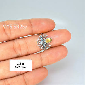 แหวนลายดอกบัว ประดับพลอยซิทรินเจียระไนทรงเหลี่ยม ทำด้วยมือจากเงินแท้ 925 ราคาขายส่ง - Product Image 1