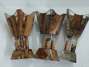 Brûleur d'encens en résine et bois dur « Forêt Céleste » – Support exclusif fait main pour bâtonnets et cônes d'encens, idéal pour les espaces de méditation - Product Image 1