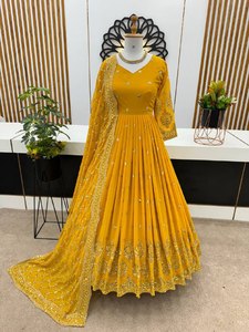 Vestido Largo Anarkali de Alta Costura para Fiesta, Diseño Premium, Georgette Sintética con Bordado y Lentejuelas, Personalizable para Mujer - Product Image 2
