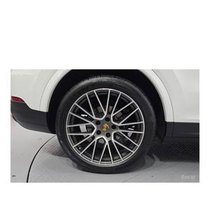 Porsche Cayenne 3.0 Coupé 2024, 42 967 km, Boîte Automatique, Sièges en Cuir, Volant à Gauche avec Caméra Arrière - Product Image 5