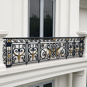 Añade una elegancia inigualable a tu hogar con barandillas de balcón de hierro forjado duraderas, hechas a medida para garantizar seguridad y atractivo estético. - Product Image 2