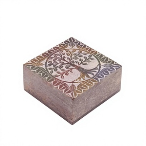 Boîte en pierre ollaire naturelle de conception nouvelle, aspect traditionnel, de forme rectangulaire, travail artisanal haut de gamme, courbée, pour bijoux et cadeaux. - Product Image 1