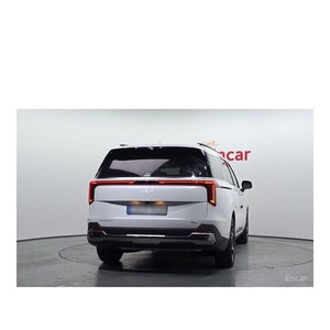 Kia Carnival HEV 7 places Signature 2024, 26 791 km, boîte automatique, sièges en cuir, caméra de recul, conduite à gauche - Product Image 4