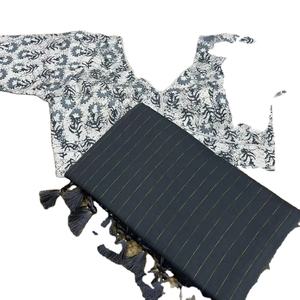 Resham Temple Border Weaving Body Lining Coton pour vêtements indiens et pakistanais - Product Image 1