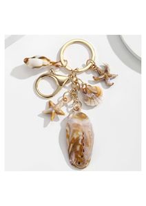 Llavero de Concha Natural Hecho a Mano, Recuerdo Artesanal, Accesorio Costero, Venta al por Mayor, Vietnam - Product Image 3