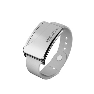 Pulsera Inteligente con Rastreador GPS SKOEGLE, Botón SOS para Niños y Ancianos, Batería Recargable, Rastreo en Tiempo Real, Wi-Fi, 4G, 5G, Android, Detección de Caídas - Product Image 5