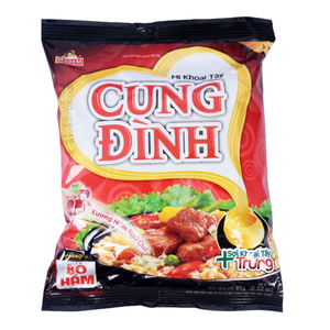 บะหมี่กึ่งสำเร็จรูป คุงดินห์ รสเนื้อตุ๋น 78 กรัม โดดเด่นด้วยเส้นบะหมี่ที่มีความหนึบในน้ำซุปเนื้อตุ๋นที่เข้มข้นและอร่อย ให้ความพึงพอใจในการรับประทานอาหาร - Product Image 1