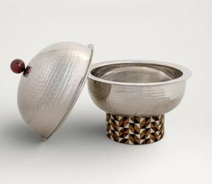 Casserole ronde en métal avec couvercle en acier inoxydable, design de base géométrique, réchauffeur de nourriture isolé, marmite moderne - Product Image 2