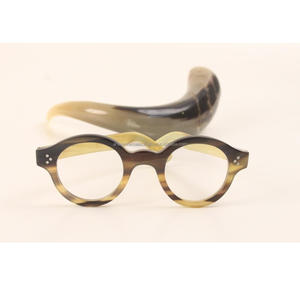 แว่นตาเขาควายทำด้วยมือกรอบเต็มขอบสีด้านธรรมชาติ (54มม.) - Product Image 1