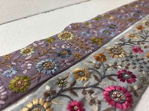 Dentelle florale brodée exquise avec des détails de travail au fil complexes, grande largeur, qualité supérieure, idéale pour les robes de mariée et les vêtements de luxe. - Product Image 5