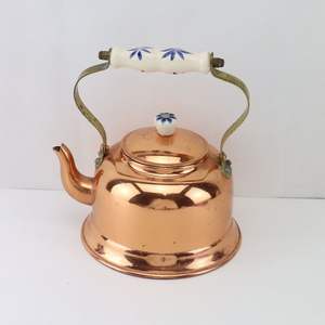 Tetera de Cobre Decorativa Premium para Hervir Agua, Té y Café, Apta para Estufa, Hogar, Hotel y Restaurante - Product Image 1