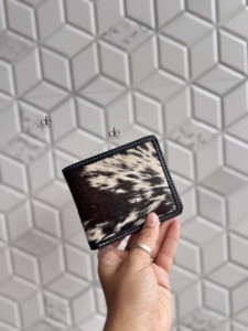 Nueva llegada de pelo en piel de piel, billetera de cuero de vaca Animal con estampado de cuero de vaca para hombre, tarjetero, regalo en efectivo para él - Product Image 1