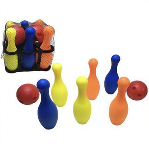 Set da bowling colorato con 6 birilli, 2 palline, borsa a rete, gioco da spiaggia all'aperto per bambini da 8 a 13 anni, giocattolo unisex - Product Image 2