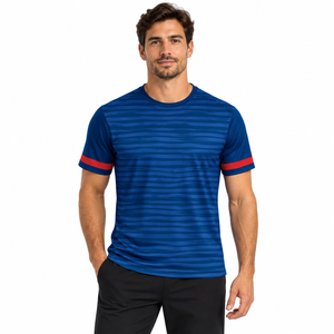 Camiseta de Fútbol Personalizada con Rayas Azules, Camiseta de Fútbol de Manga Corta para Hombre, Ribete Rojo en las Mangas, Fabricante de Uniformes Deportivos - Product Image 3