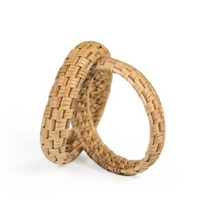 Bracelets en rotin tendance pour femmes, accessoires à porter au poignet, logo et tailles personnalisés, bracelets et joncs. - Product Image 2