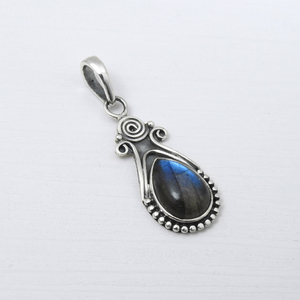 Pendentif vintage en argent 925 en forme de goutte d'eau avec pierre précieuse labradorite naturelle sertie en clos, solitaire, bijou unisexe pour tous les jours - Product Image 4