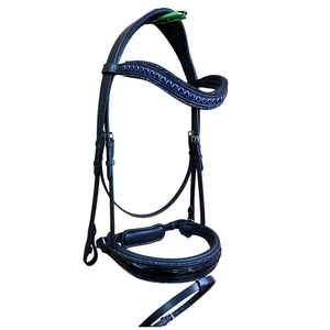Brida de doma clásica de cuero negro con diadema y narquera de cristal azul para entrenamiento y exhibición de caballos. - Product Image 1
