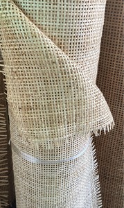 Rouleau de tressage en rotin tissé à la main, matériau en cane naturelle, motif hexagonal pour meubles et décoration - Product Image 4
