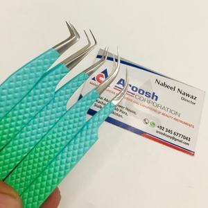 Vente en gros Aroosh Corp Pince à épiler professionnelle en acier inoxydable à poignée diamantée avec revêtement de couleur bicolore de haute qualité - Product Image 5