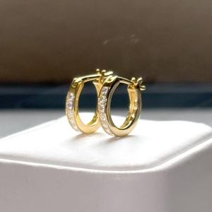 Pendientes de Diamantes Moissanite de Excelente Calidad, Pendientes de Botón Chapados en Oro para Bodas y Fiestas, Disponibles para Suministro Mundial - Product Image 1