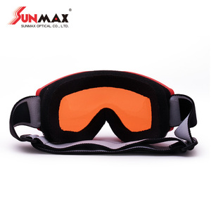 Gafas de Nieve de Alto Rendimiento para Hombre y Mujer – Claridad Superior Antivaho y Diseño Compatible con Casco - Product Image 5