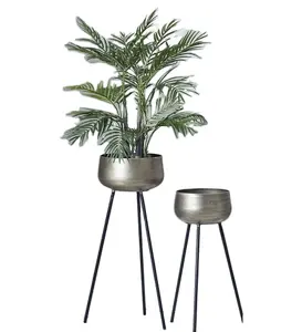 Fornitori di fabbrica di design di qualità Premium di vasi da fiori e vasi moderni in metallo fioriere in ferro personalizzate