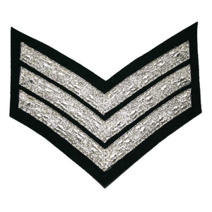 El chevron de 3 barras (tres franjas en forma de V) es el insignia más común del rango de Sergeant. - Product Image 4