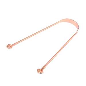 Nettoyeur de langue en cuivre avec extrémités en forme de coquille, design simple et durable pour les soins bucco-dentaires - Product Image 1