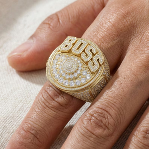 Anillo de Lujo BOSS con Moissanita, Diseño de Racimo Redondo, Acabado en Oro Amarillo, Joyería Hip Hop para Hombre - Product Image 2