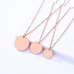 قلادة يونيسكس مخصصة إبداعية للأزواج من الفولاذ المقاوم للصدأ مع سلسلة وقلادة دائرية، هدية تذكارية بالجملة - Product Image 1