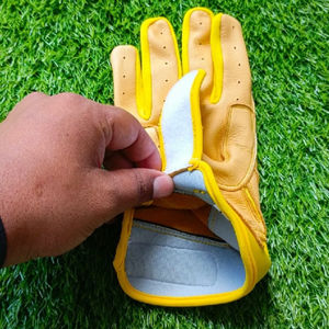 Gants de frappe de baseball en cuir légers avec une adhérence améliorée et un design respirant pour les joueurs professionnels et débutants - Product Image 6