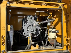 Excavadora de cadenas SANY 335H usada de 33 toneladas, tamaño grande, 90% nueva, con motor y bomba originales, cucharón de 1.85m, 212kw de potencia, en venta. - Product Image 5