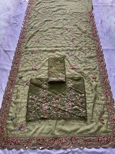 Sari de mariage en Georgette Premium Star avec broderie intégrale Butta, bordure ajourée et chemisier en soie Banglory brodé - Product Image 3