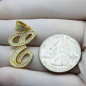 Colgante Moderno con Letra E, Colgante de Diamante Moissanite, Plata de Ley 925, Colgante con Letra Incrustada en Diamantes, Regalo de Cumpleaños Perfecto para Ella - Product Image 5