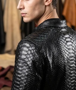 เสื้อแจ็คเก็ตหนังงูแท้สั่งตัดตามขนาด - Product Image 3