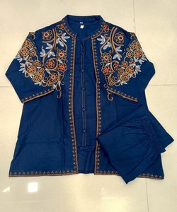 Blue embroidery cotton <b>top</b> Women casual ethnic wear Loose fit all seasons <b>top</b> India Pakistan style SHAGUN 86282 - Product Image 3