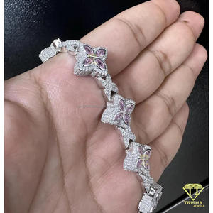 สร้อยข้อมือเทนนิสทรงผีเสื้อชุบทองคำสีโรสโกลด์สุดหรู ประดับเพชรเลี้ยงสีชมพูและสีขาวระยิบระยับ สำหรับผู้หญิงใส่ไปงานปาร์ตี้ - Product Image 2