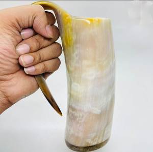Chope à bière de style Viking de qualité supérieure en corne naturelle, style vintage, personnalisable pour la bière et le vin, au meilleur prix - Product Image 1