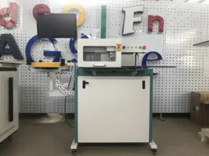 3Dレターベンダー自動ハイエッジ高精度チャンネルレターベンダーマシン屋外広告看板用