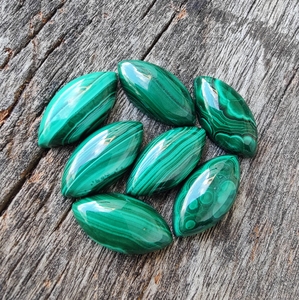 Pierres précieuses naturelles en malachite, taille marquise, vertes, polies, pour la création de bijoux - Product Image 5