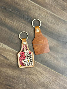 Porte-clés en cuir taillé sculpté à la main Porte-clés en cuir de forme exotique mignon Accessoires en cuir taillé Porte-clés mignons pour unisexe - Product Image 5