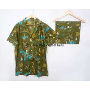 Hermoso Conjunto de Pijama de Algodón Hecho a Mano en India, Estampado con Bloques, Estilo Vintage, Ropa de Dormir Corta para Mujer, para Otoño - Product Image 2