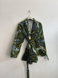 Robe kimono en coton imprimé jungle faite à la main style bohème pour femmes, kimono en velours - Product Image 1