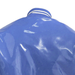 Chaqueta Varsity de Cuero PVC para Hombre - Chaqueta Bomber de Béisbol Personalizable de Alta Calidad con Cuello Alto y Logotipo Frontal - Product Image 5