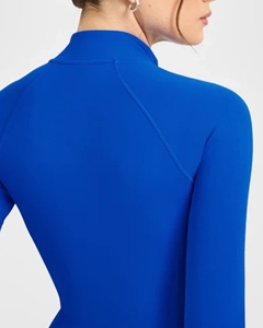 Nouvelle Veste de Yoga Antistatique pour Femme, Coupe Slim, Douce, Entièrement Zippée, Col Montant, avec Trous pour les Pouces, Idéale pour le Pilates et l'Entraînement en Salle de Sport – Vente en Gros Personnalisée - Product Image 6