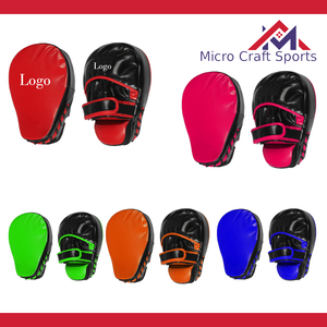 Équipement professionnel de boxe : Palettes de frappe en cuir personnalisées pour l'entraînement de boxe et d'arts martiaux – Qualité pakistanaise - Product Image 2