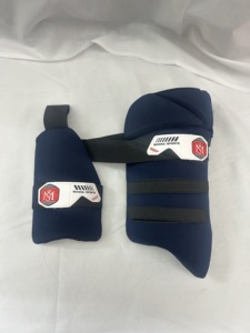 Mannu Sports : Protège-tibias thaïlandais Lightning X fabriqués sur mesure en usine – Sécurité garantie pour les joueurs de cricket – Prix compétitifs – Mannu Sports - Product Image 2