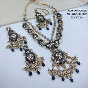 Juego de Joyería Nupcial Azul Rey de Lujo con Collar Largo, Pendientes a Juego y Maang Tikka con Circonita Cúbica y Baño de Rodio - Product Image 2