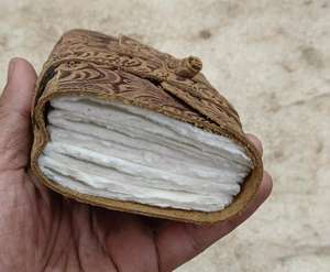 Diario de Viaje Personalizable y Portátil para Hombres y Mujeres, Cubierta de Cuero Vintage, Encuadernación Cosida, Regalo para Uso en el Campo - Product Image 5