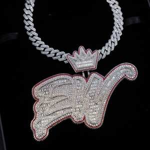 Pendentif Lettre Couronne Moissanite Luxe Effet Glacé Chaîne Cubaine Hip Hop Bijoux Aspect Diamant VVS - Product Image 1